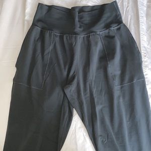 Athleta Saultation Jogger